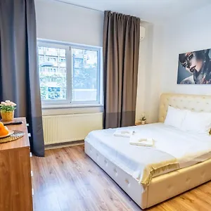 Cozy Near Calea Victoriei Bucureşti